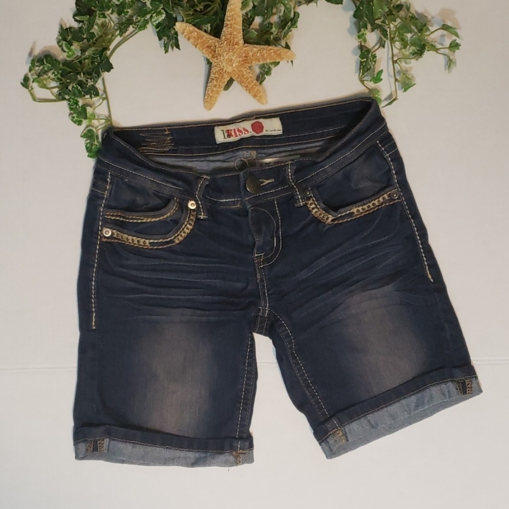 First kiss blue jean shorts size 3